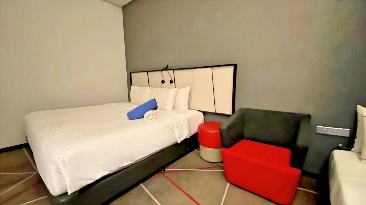 Red Kl @ Rev Hotel Kuala Lumpur Bagian luar foto