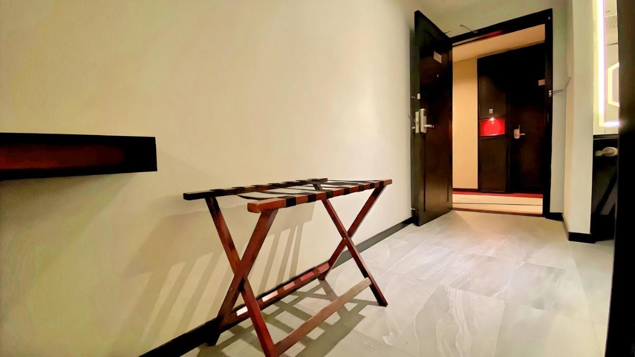 Red Kl @ Rev Hotel Kuala Lumpur Bagian luar foto