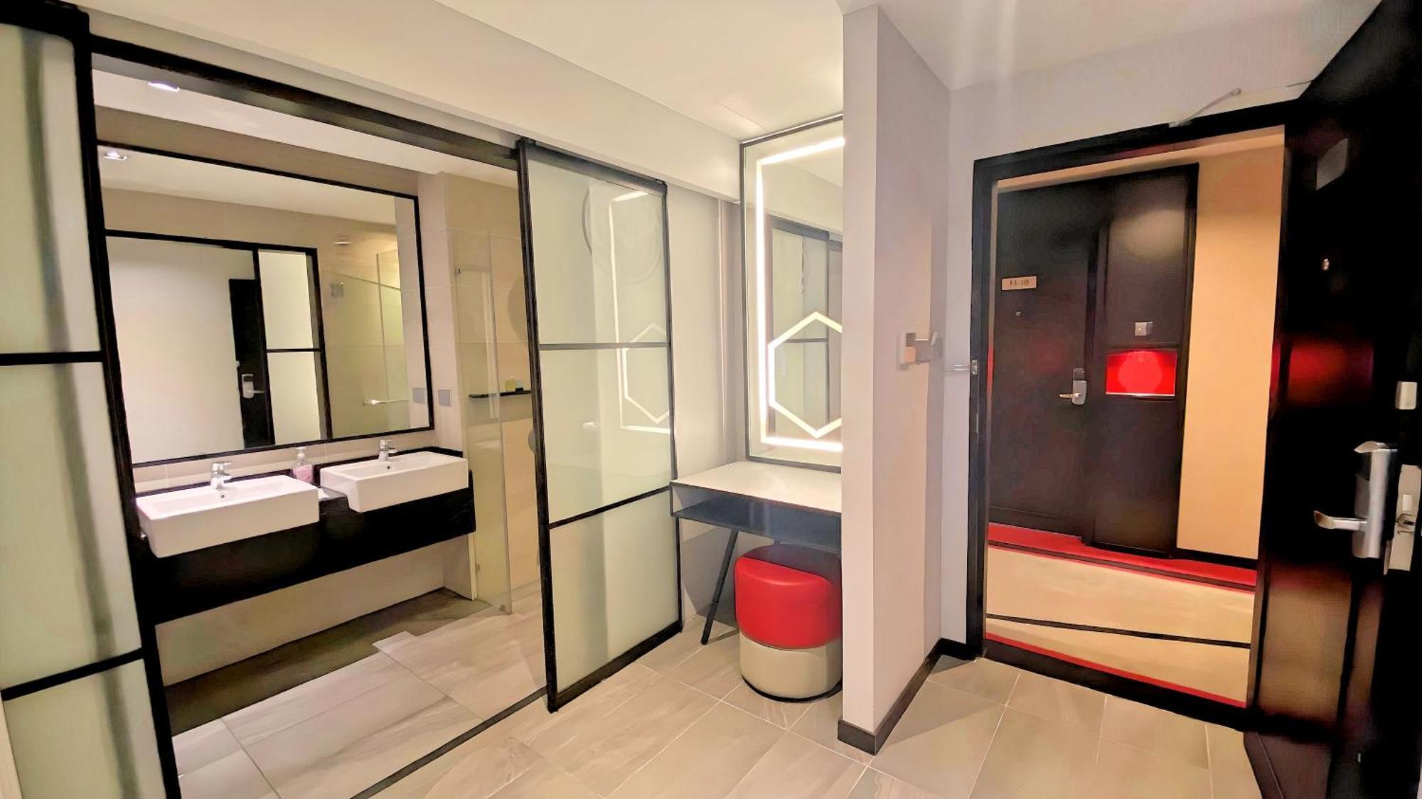 Red Kl @ Rev Hotel Kuala Lumpur Bagian luar foto
